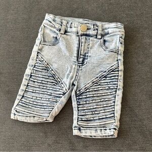 Burnt Marshmallo Light Wash Ribbed Knee Denim Shorts Size 24 months